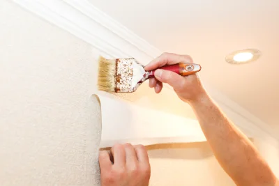 Pose de papier peint à Hectomare — revêtements muraux et toiles de verre